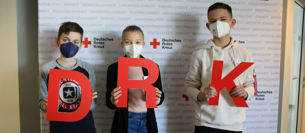 <p><strong>Zukunftstag beim Roten Kreuz:</strong></p>
<p>Drei interessierte Fünft- und Sechstklässler verschafften sich einen Einblick in die Tätigkeitsfelder des Deutschen Roten Kreuz.</p>
